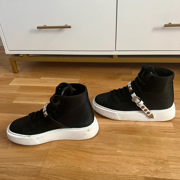 Prada tessuto studded black high top sneaker - Picture 4 of 10